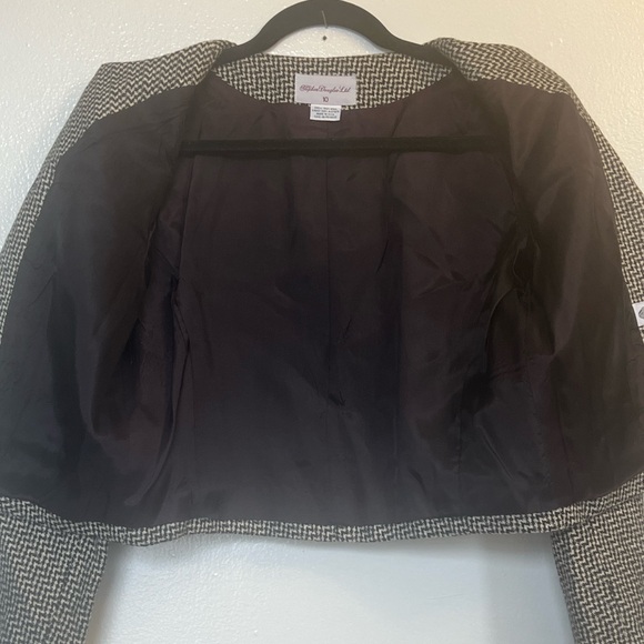 Stephen Douglass LTD Crop Padded Blazer - Picture 13 of 14